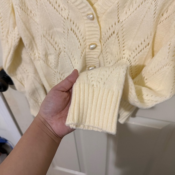 SHEIN Cream Knit Cardigan – Size Small - Picture 6 of 8